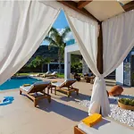 Irida Luxury With Sea View *